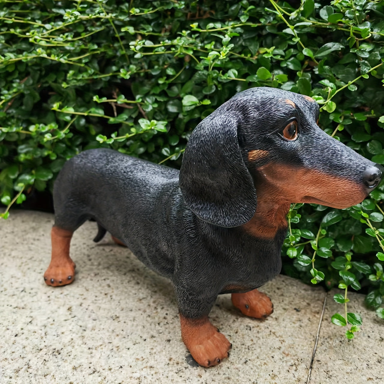 Lifelike Dachshund Dog Statue, Resin Outdoor Sculpture, Artistic Garden Decor, Suitable for Lawn and Patio, Perfect for Dog Lovers, Valentine'S Day Gift, No Power Required