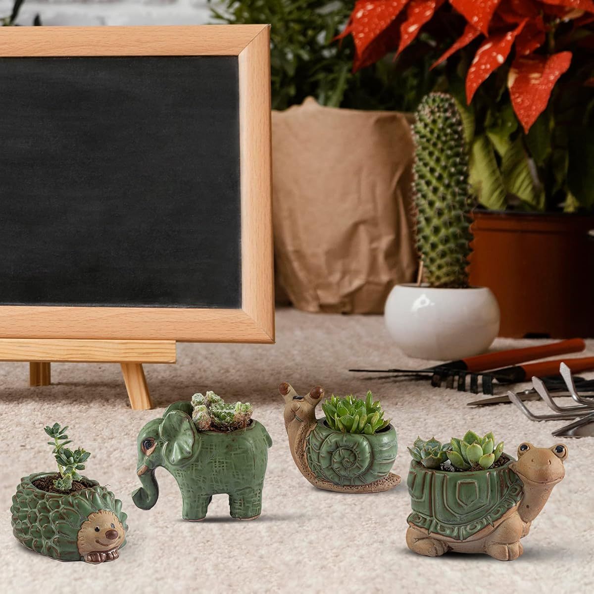 Small Succulent Pots with Drainage, Indoor/ Outdoor Ceramic Animal Planter, Cute Cactus/ Bonsai Small Flower Pots for Home Decor and Office Desk Decoration, A Set of 4pcs is Suitable as A Gift