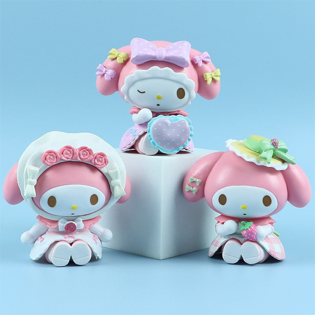 Sanrio Cake Top Cute Cartoon Model Collectibles Doll Desktop Decoration