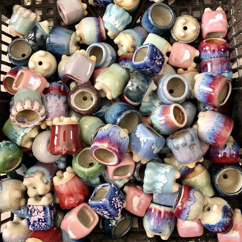 1 Set of 5pcs of Random Colors And Shapes of Mini Thumb Flower Pots, Super Cute Small Succulent Plant Pots for Home Gardening Mini Pots