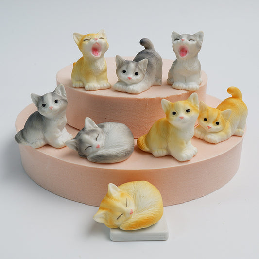‌8pcs Resin Cat Figurines Set - Whimsical Fairy Garden Decor, Miniature Kitty Ornaments for Succulent Planters, Cute Desk Accessories with Moss