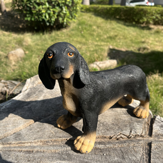 1pc Resin realistic dachshund animal sculpture ornaments Garden decoration Resin Dachshund animal sculpture ornaments suitable for gardens, gardens, terraces, garden decoration Christmas gifts