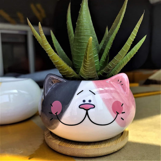 Cuteforyou 3.5 Inch Cat-Shaped Ceramic Succulent Planter with Bamboo Tray - Cute Cartoon Animal Design, Pink & Gray Checkered Pattern, Lightweight Indoor/Outdoor Decor for Succulents & Cacti (Plant Not Included)