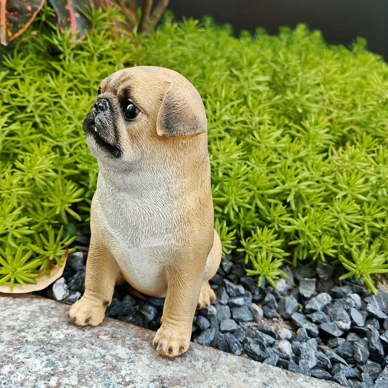 Charming Resin Pug Statue for Garden, Bonsai, Patio, Living Room, Café - Ideal Gift for Dog Lovers on Valentine's Day, Birthdays, Mother's Day, Father's Day, Dog Decor