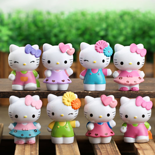 [] 8pcs Sanrio Hello Kitty Mini Desktop Decorations, tabletop ornaments, suitable for car use, home decoration, cake decoration, and office use. Ideal small gifts for fans and collectors on birthdays, Christmas, and Halloween.